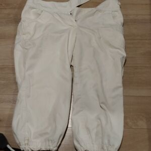H&M White Capris